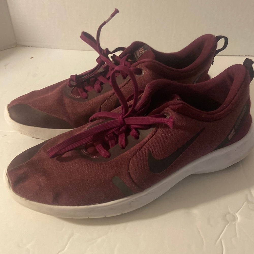 Nike flex experience rn 8